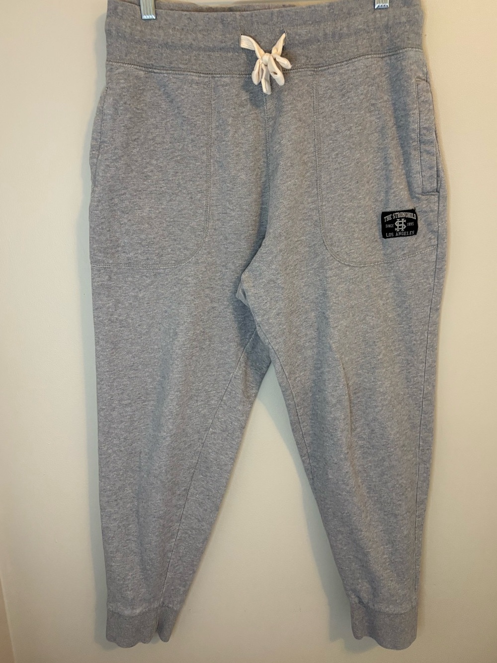 The Stronghold Los Angeles Gray Jogger Sweatpants Men’s Medium